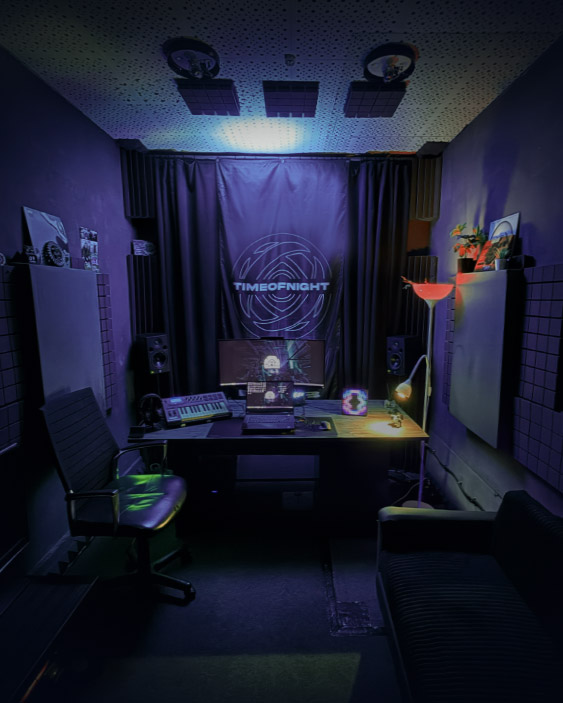 Малая студия TIMEOFNIGHT для написания музыки